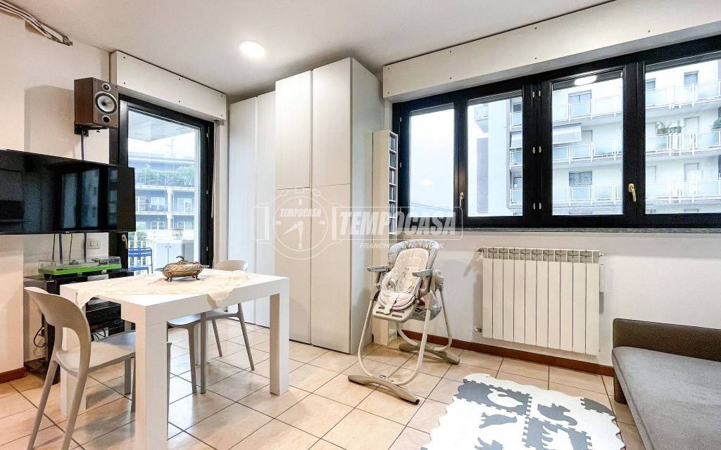 appartamento in vendita a Milano in zona Lambrate