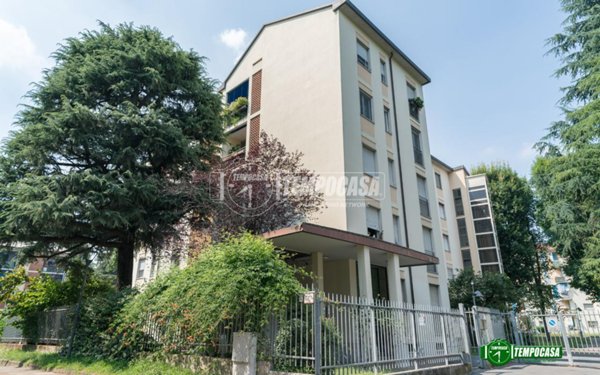appartamento in vendita a Milano in zona Niguarda