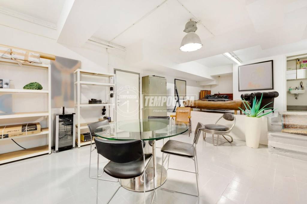 appartamento in vendita a Milano in zona Città Studi