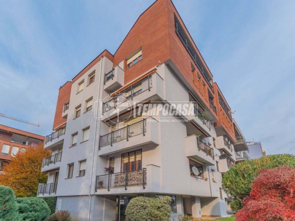 appartamento in vendita a Milano in zona Affori