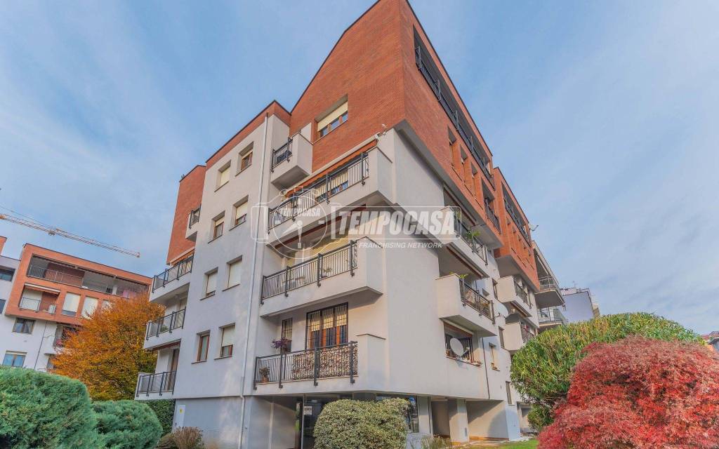 appartamento in vendita a Milano in zona Affori