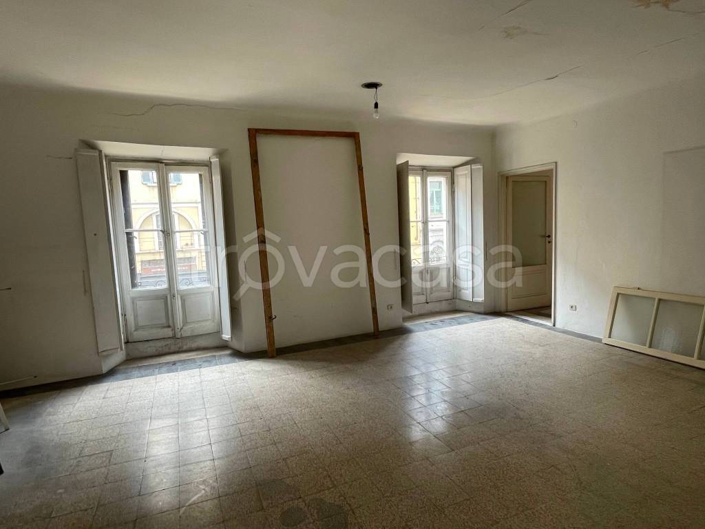 appartamento in vendita a Milano in zona Porta Genova