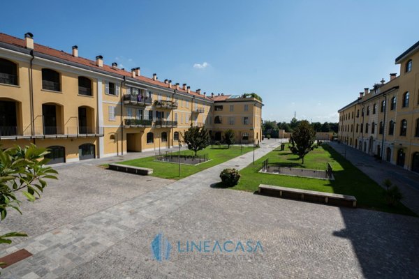 appartamento in vendita a Milano in zona Chiesa Rossa