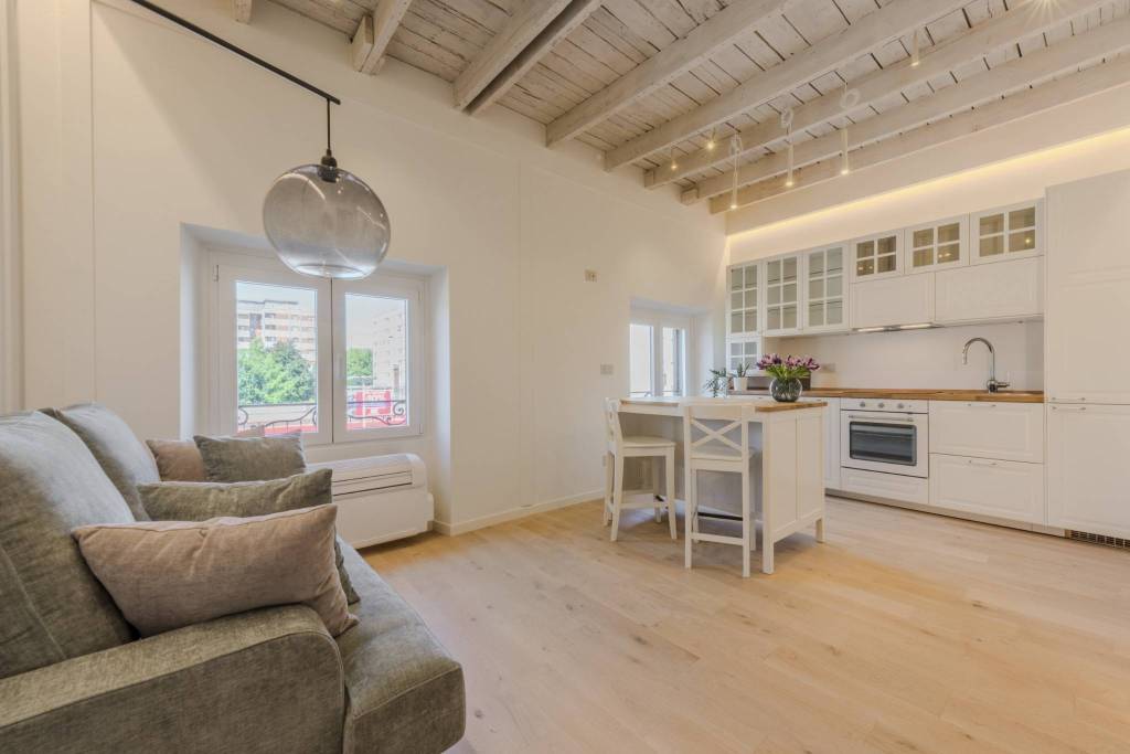 appartamento in vendita a Milano in zona Maciachini