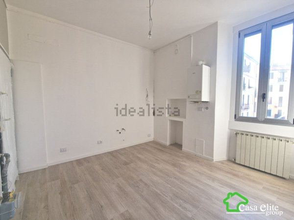 appartamento in vendita a Milano in zona Corvetto