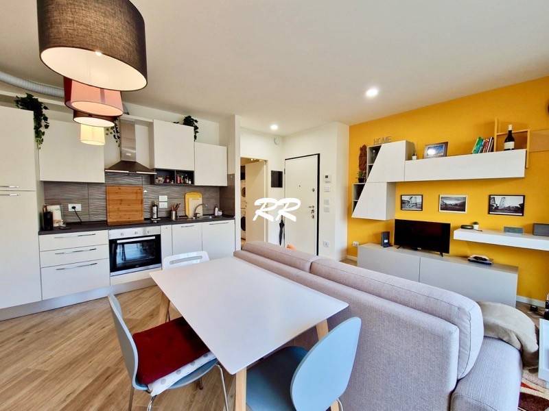 appartamento in vendita a Milano in zona Sempione