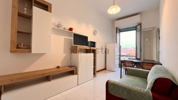 appartamento in vendita a Milano in zona Cinque Giornate