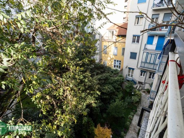 appartamento in vendita a Milano in zona Città Studi