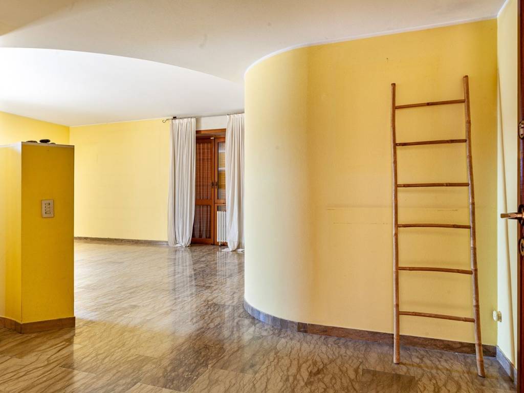 appartamento in vendita a Milano in zona Porta Venezia