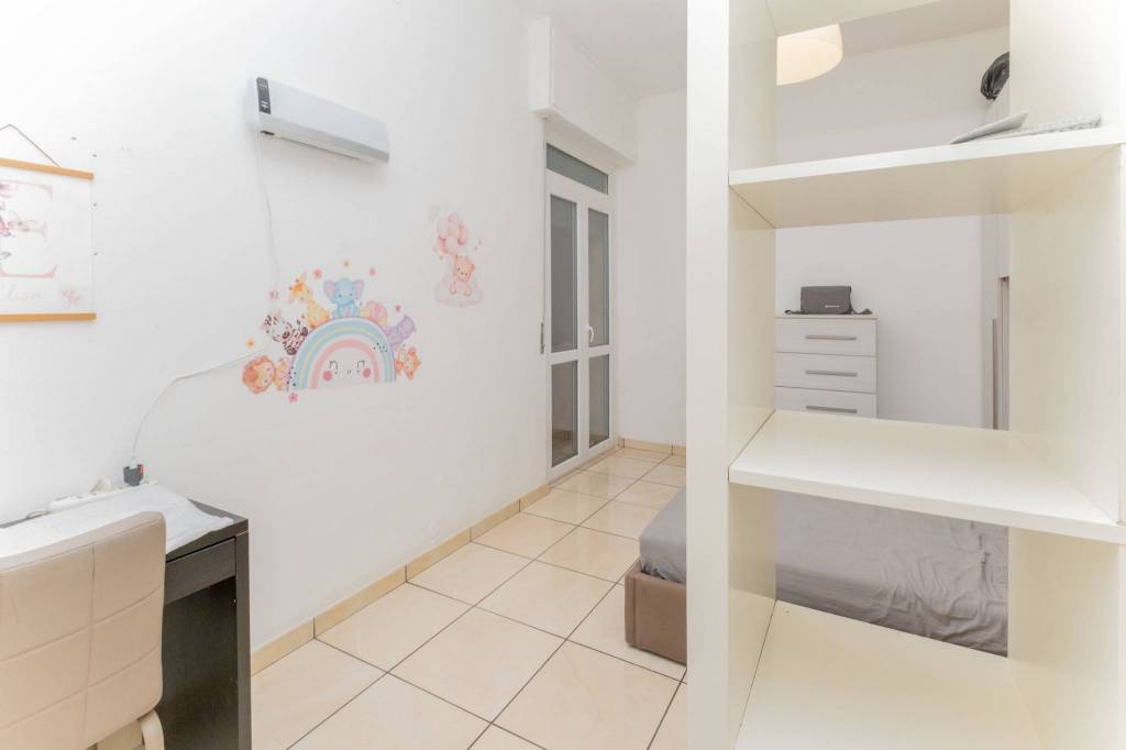 appartamento in vendita a Milano in zona Quarto Oggiaro