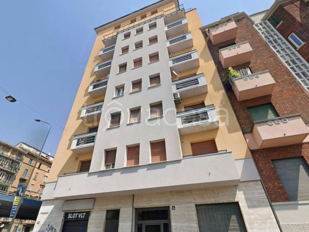 appartamento in vendita a Milano in zona Ghisolfa