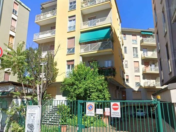 appartamento in vendita a Milano in zona Affori