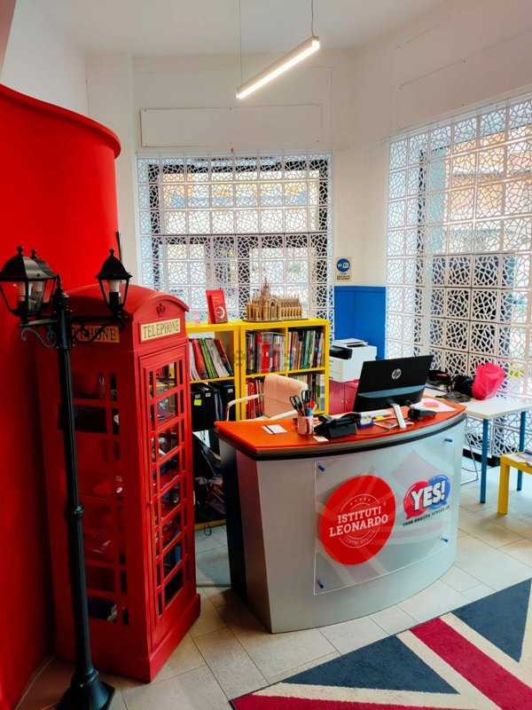 ufficio in vendita a Milano in zona Città Studi