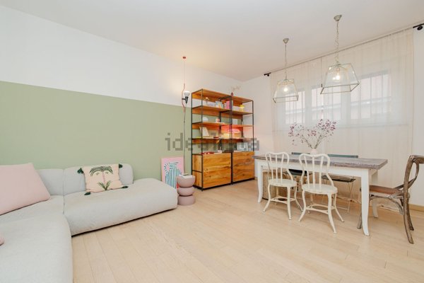 appartamento in vendita a Milano in zona Vigentino