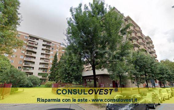 appartamento in vendita a Milano in zona Niguarda