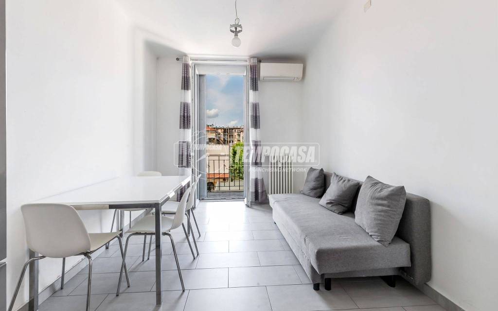 appartamento in vendita a Milano in zona Solari