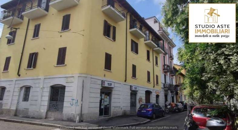 appartamento in vendita a Milano in zona Baggio