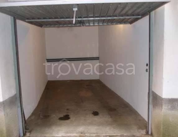 appartamento in vendita a Milano in zona Bocconi