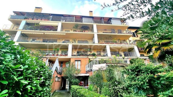 appartamento in vendita a Milano in zona Dergano