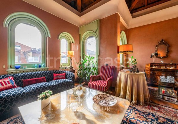 casa indipendente in vendita a Milano in zona Sempione