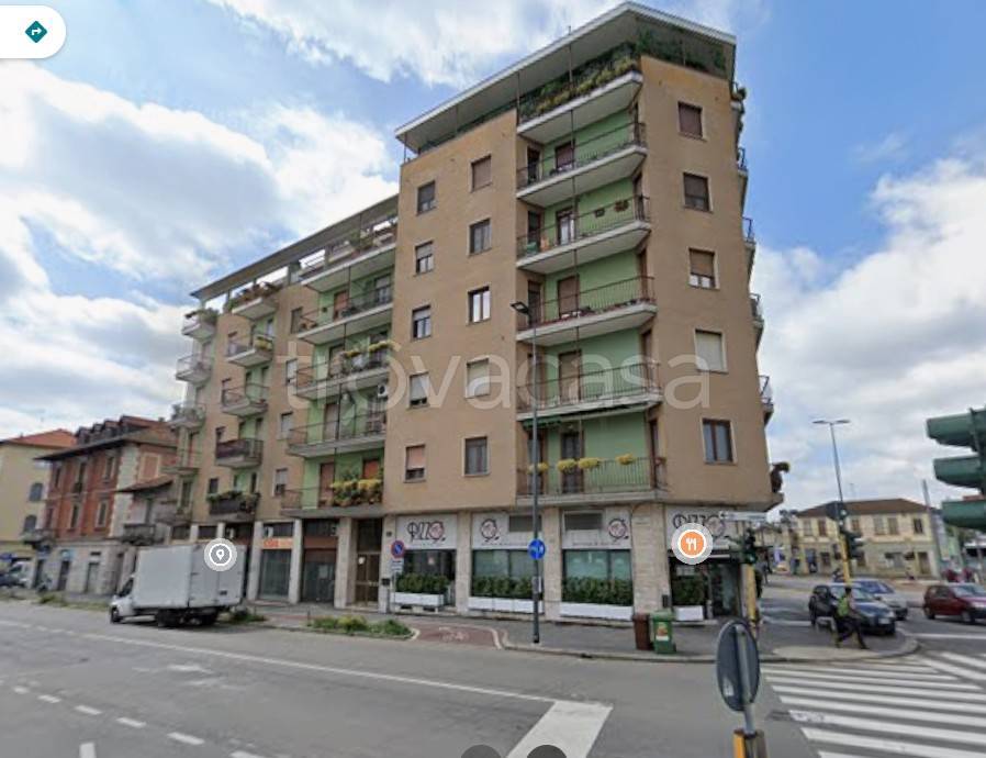 appartamento in vendita a Milano in zona Piazzale Lodi