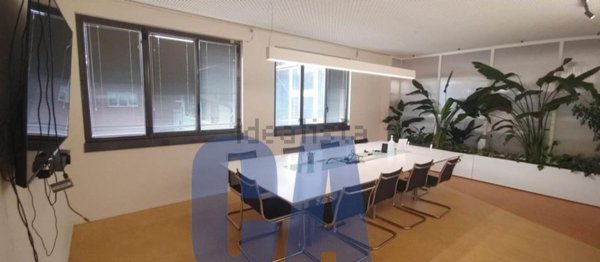 ufficio in vendita a Milano in zona Forlanini