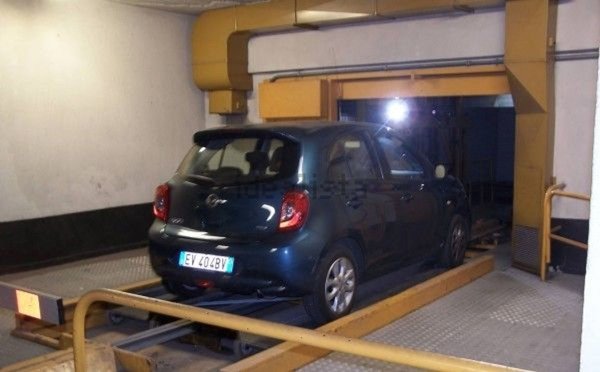 locale di sgombero in vendita a Milano