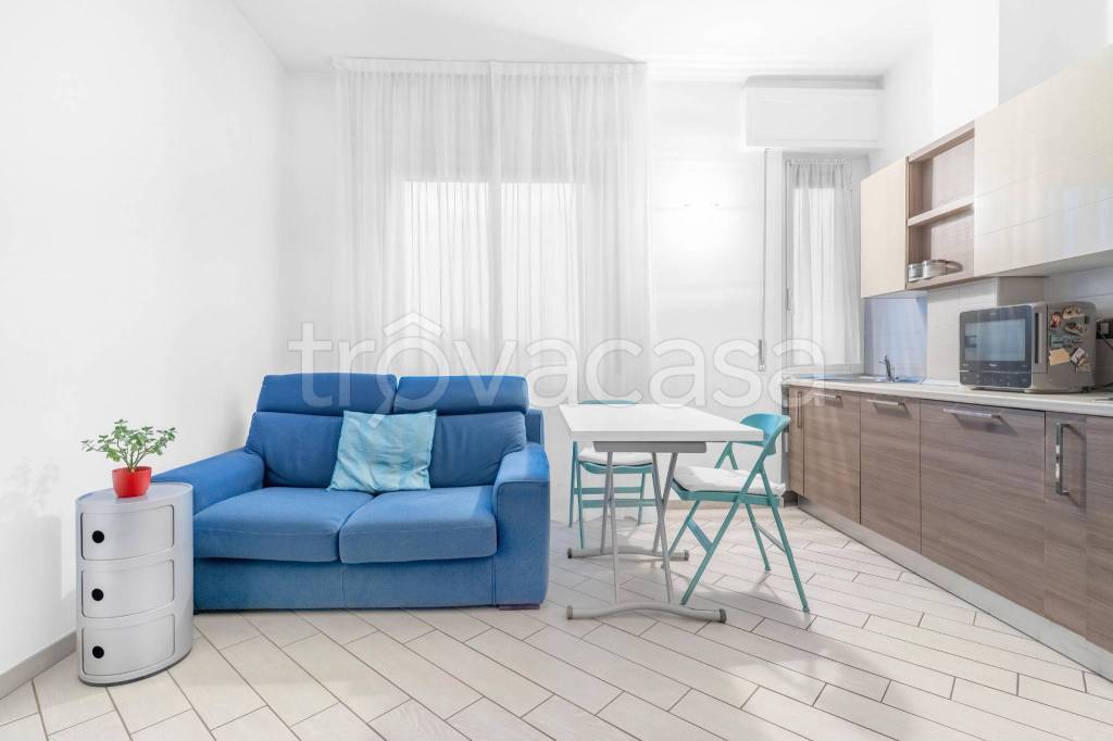 appartamento in vendita a Milano in zona Feltre