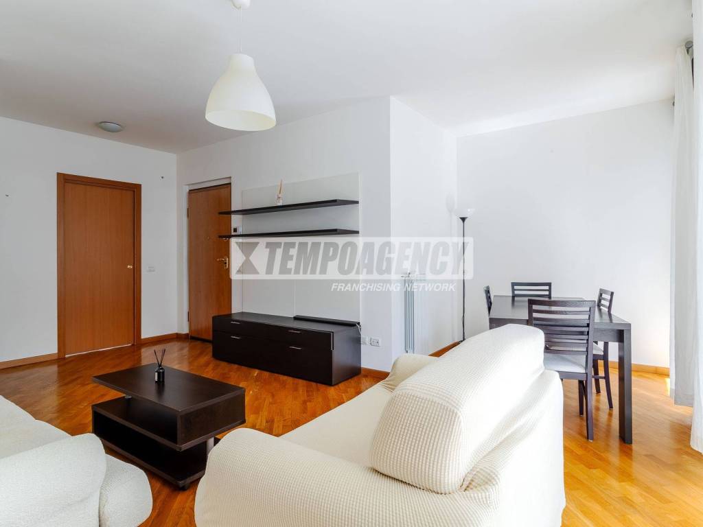 appartamento in vendita a Milano in zona Rogoredo