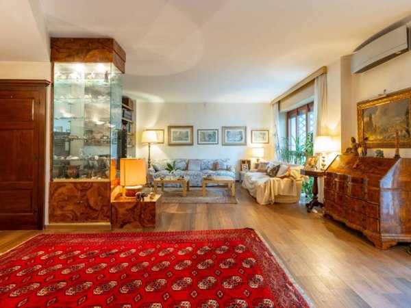 appartamento in vendita a Milano in zona Solari