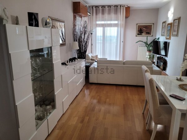 appartamento in vendita a Milano in zona Gratosoglio