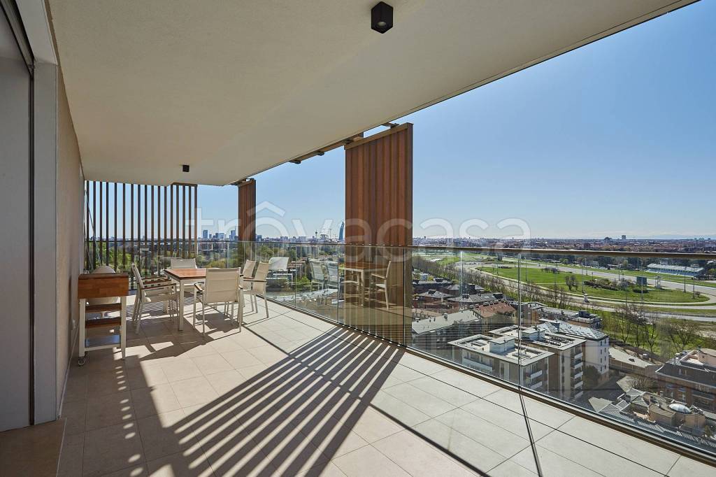 appartamento in vendita a Milano in zona Gallaratese