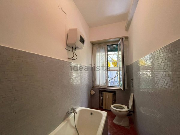 ufficio in vendita a Milano in zona Porta Vigentina