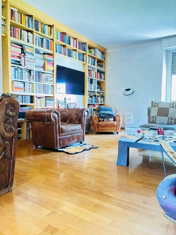 appartamento in vendita a Milano in zona Porta Venezia