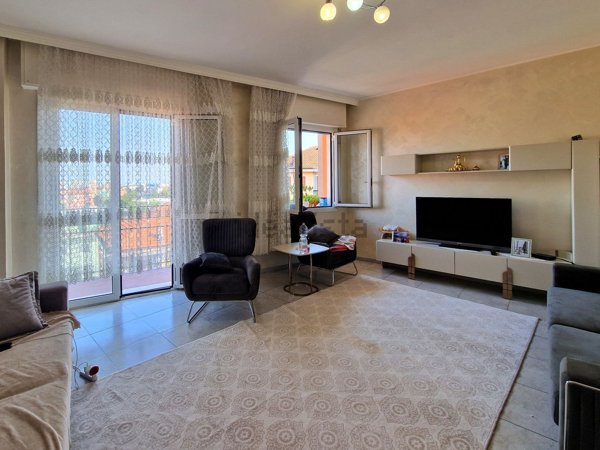 appartamento in vendita a Milano in zona Forze Armate