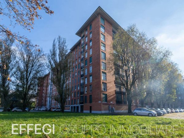 appartamento in vendita a Milano in zona Lambrate