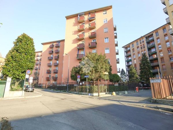 appartamento in vendita a Milano in zona Niguarda