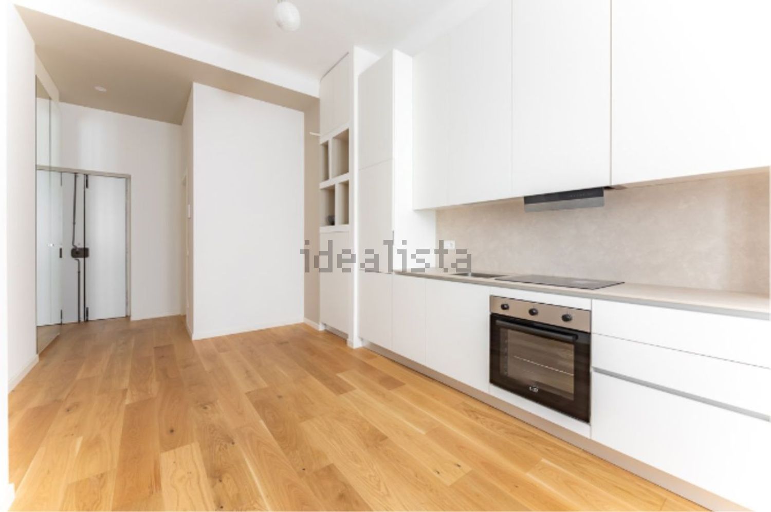 appartamento in vendita a Milano in zona Sempione