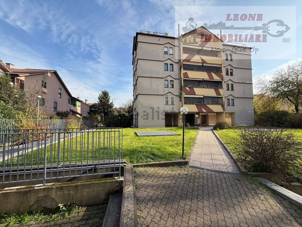 appartamento in vendita a Milano in zona Gratosoglio