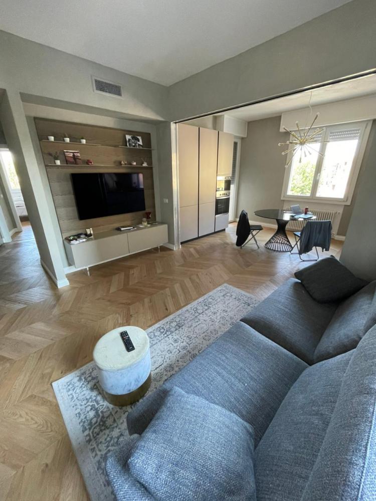 appartamento in vendita a Milano in zona XXII Marzo