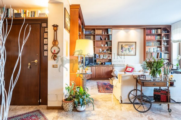 appartamento in vendita a Milano in zona Stazione Centrale