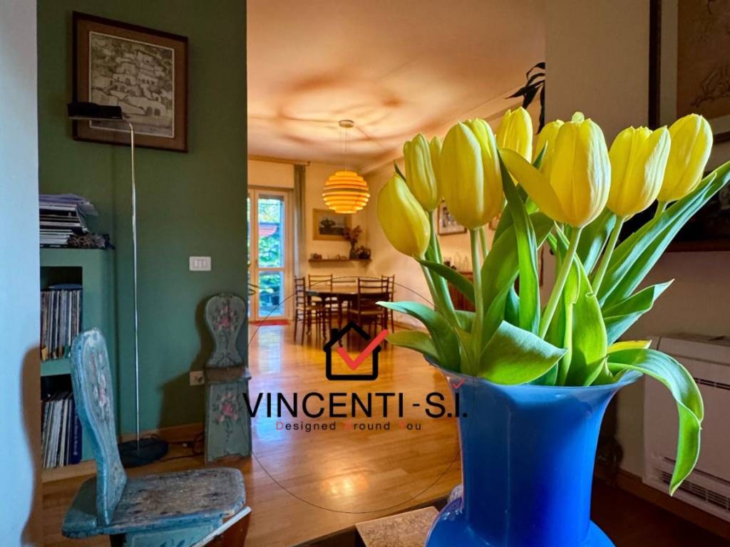 appartamento in vendita a Milano in zona Trenno