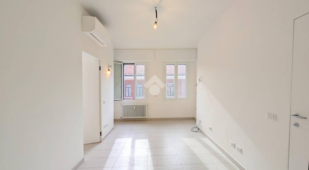 appartamento in vendita a Milano in zona Piazzale Lodi