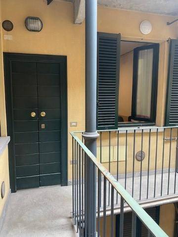 appartamento in vendita a Milano in zona Porta Ticinese