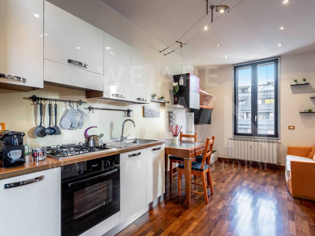 appartamento in vendita a Milano in zona Centro Direzionale