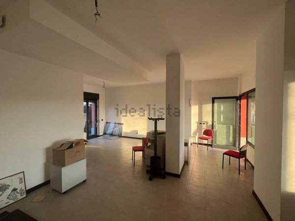 negozio in vendita a Milano in zona Bruzzano