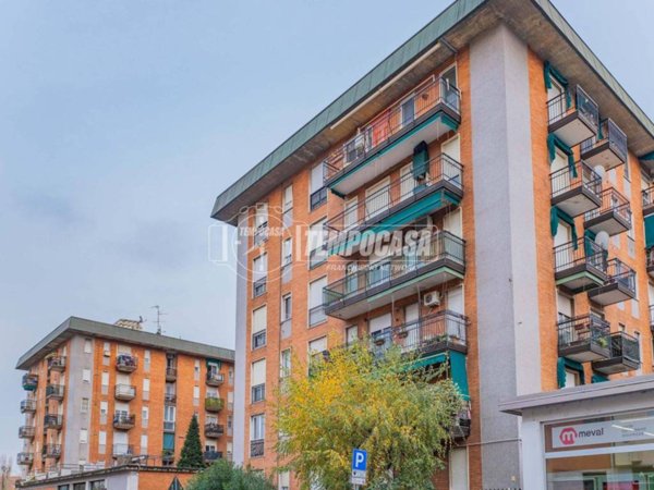 appartamento in vendita a Milano in zona Dergano