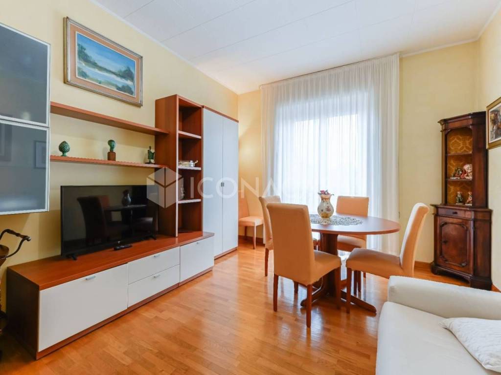 appartamento in vendita a Milano in zona Maggiolina