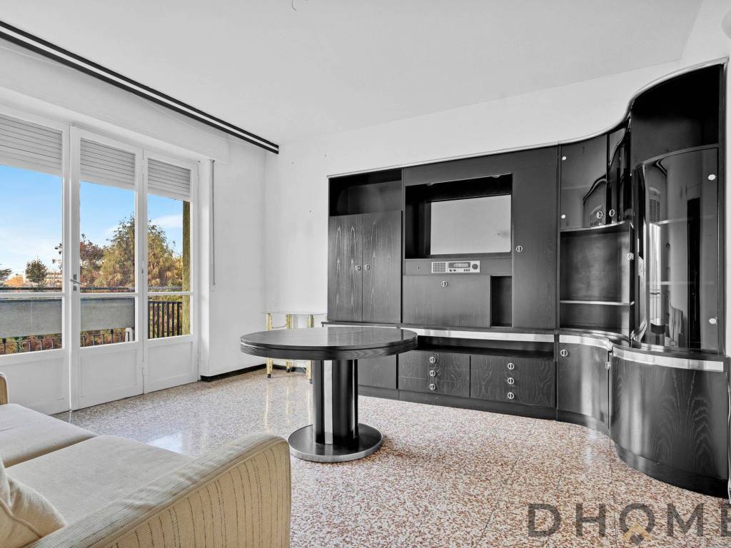 appartamento in vendita a Milano in zona Quarto Oggiaro