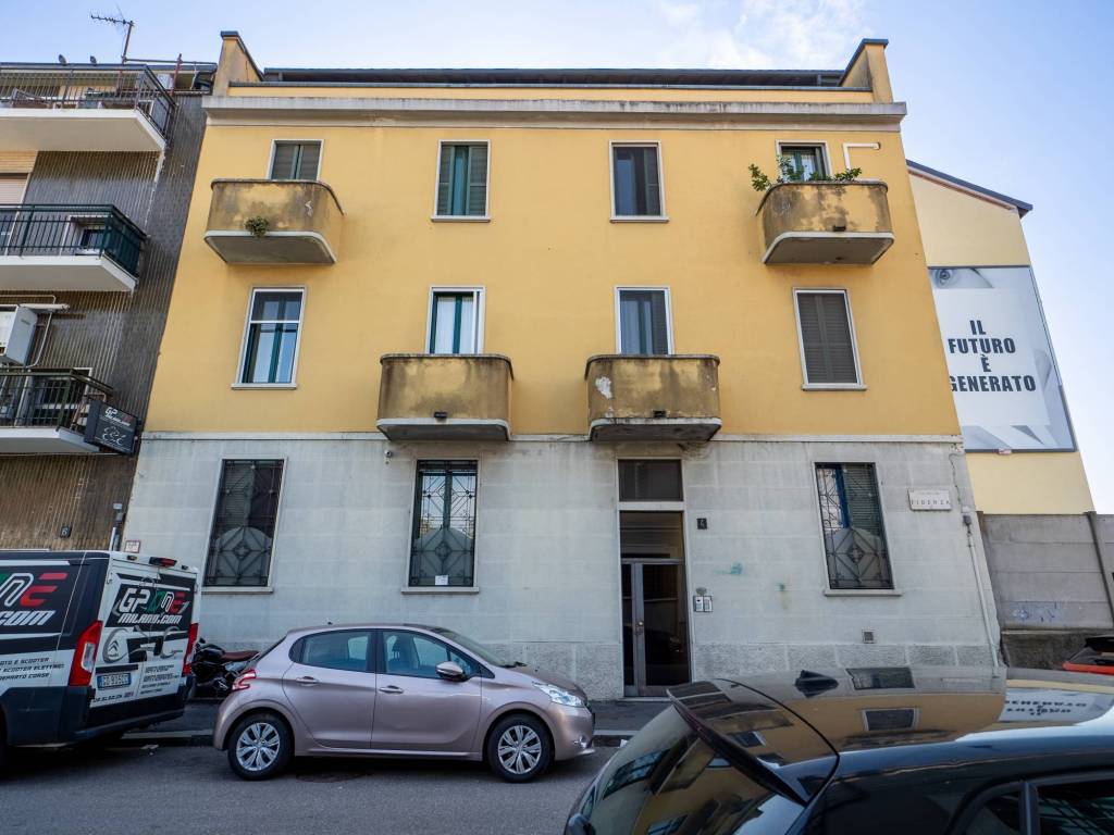 appartamento in vendita a Milano in zona Ponte Lambro